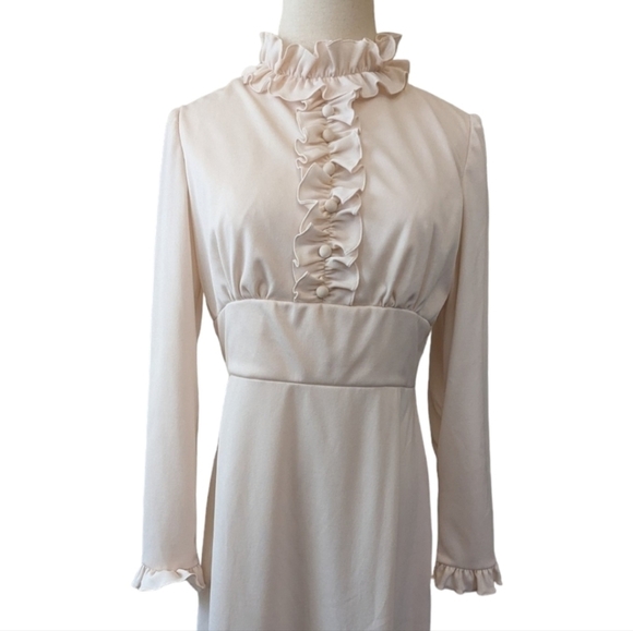 Vintage 70s Lorrie Deb Prairie Ruffle Wedding Gown - Picture 3 of 16